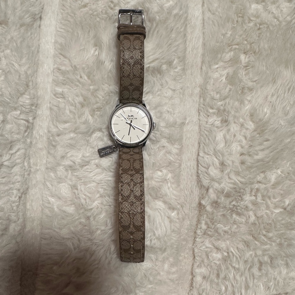 Coach watch - Picture 2 of 2